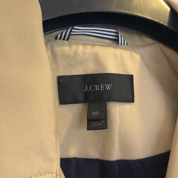 J.Crew Sophisticated Tan Trench Coat with Tailored Fit - Picture 4 of 4